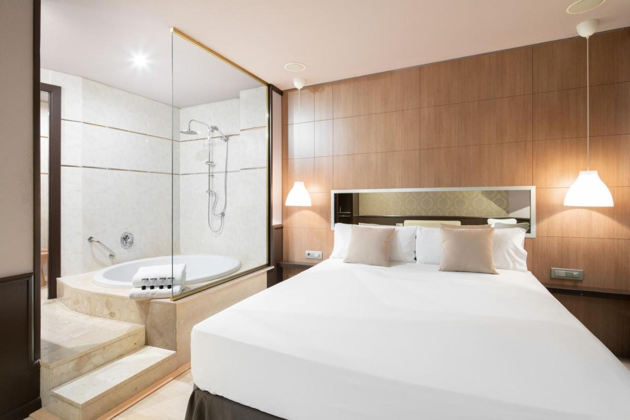 Hotel Punt 14 Gavà Eksteriør bilde