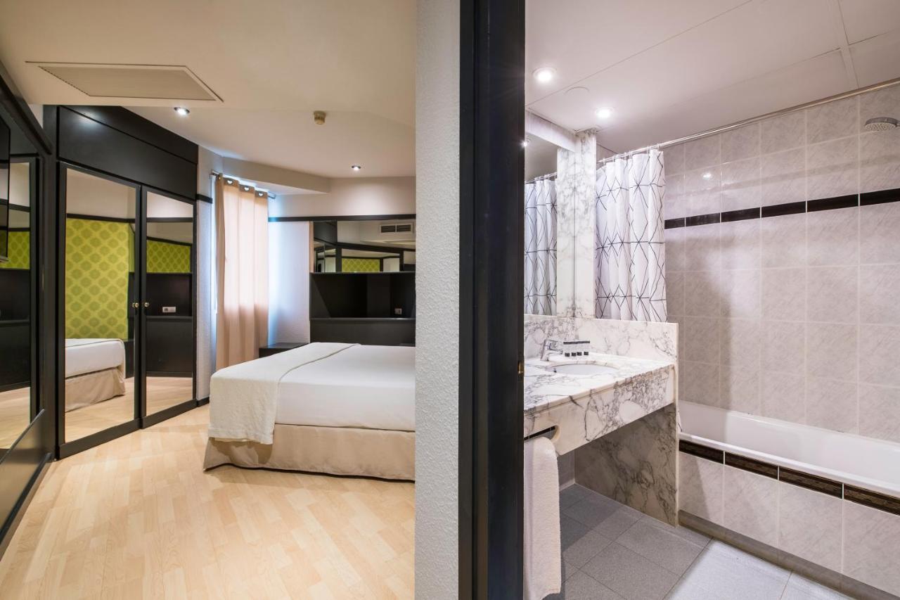 Hotel Punt 14 Gavà Eksteriør bilde