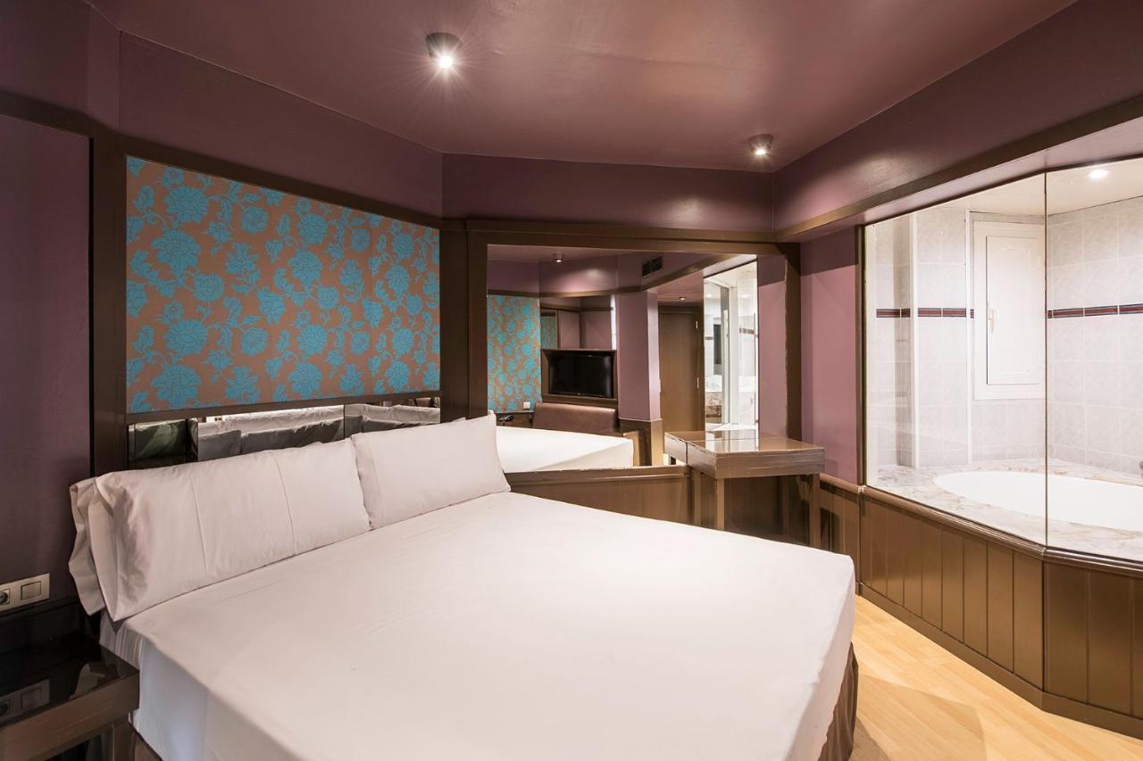 Hotel Punt 14 Gavà Eksteriør bilde