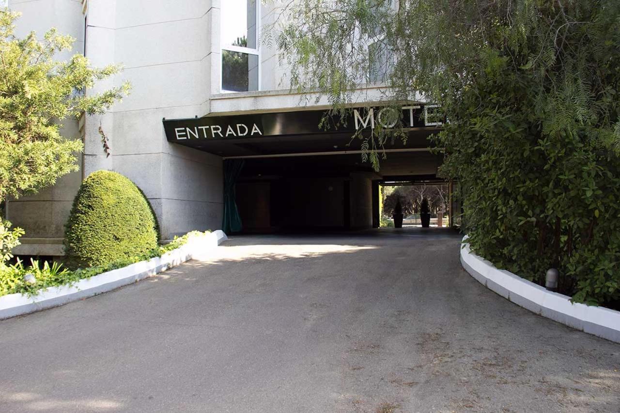 Hotel Punt 14 Gavà Eksteriør bilde